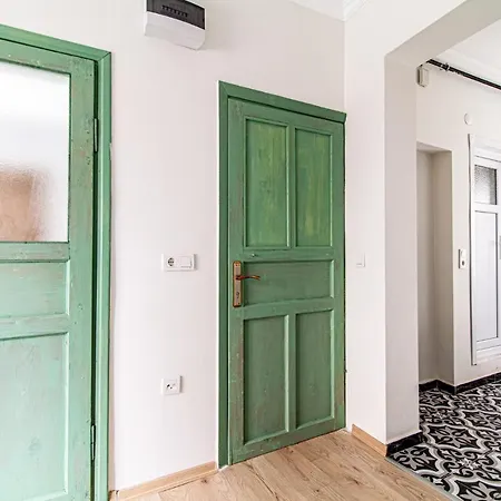 Appartement In Balat Fatih With Central Location *